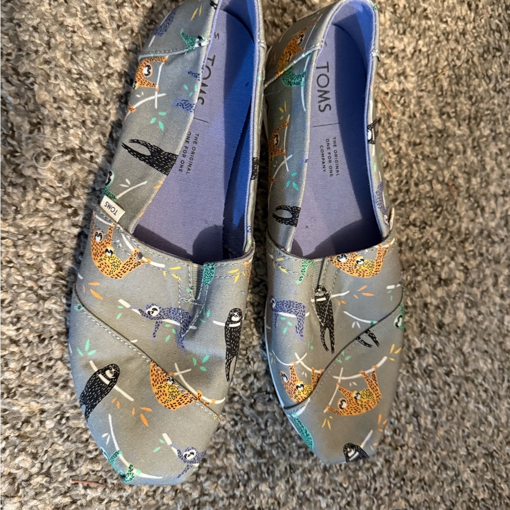 TOMS Blue and Gray Slip-On Shoes with Bird Design